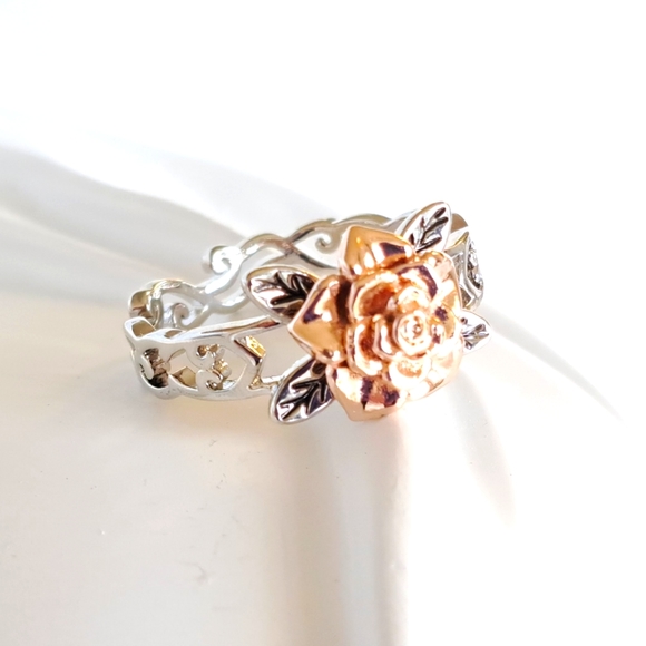 Silver and Rose Gold Ring - Picture 6 of 6